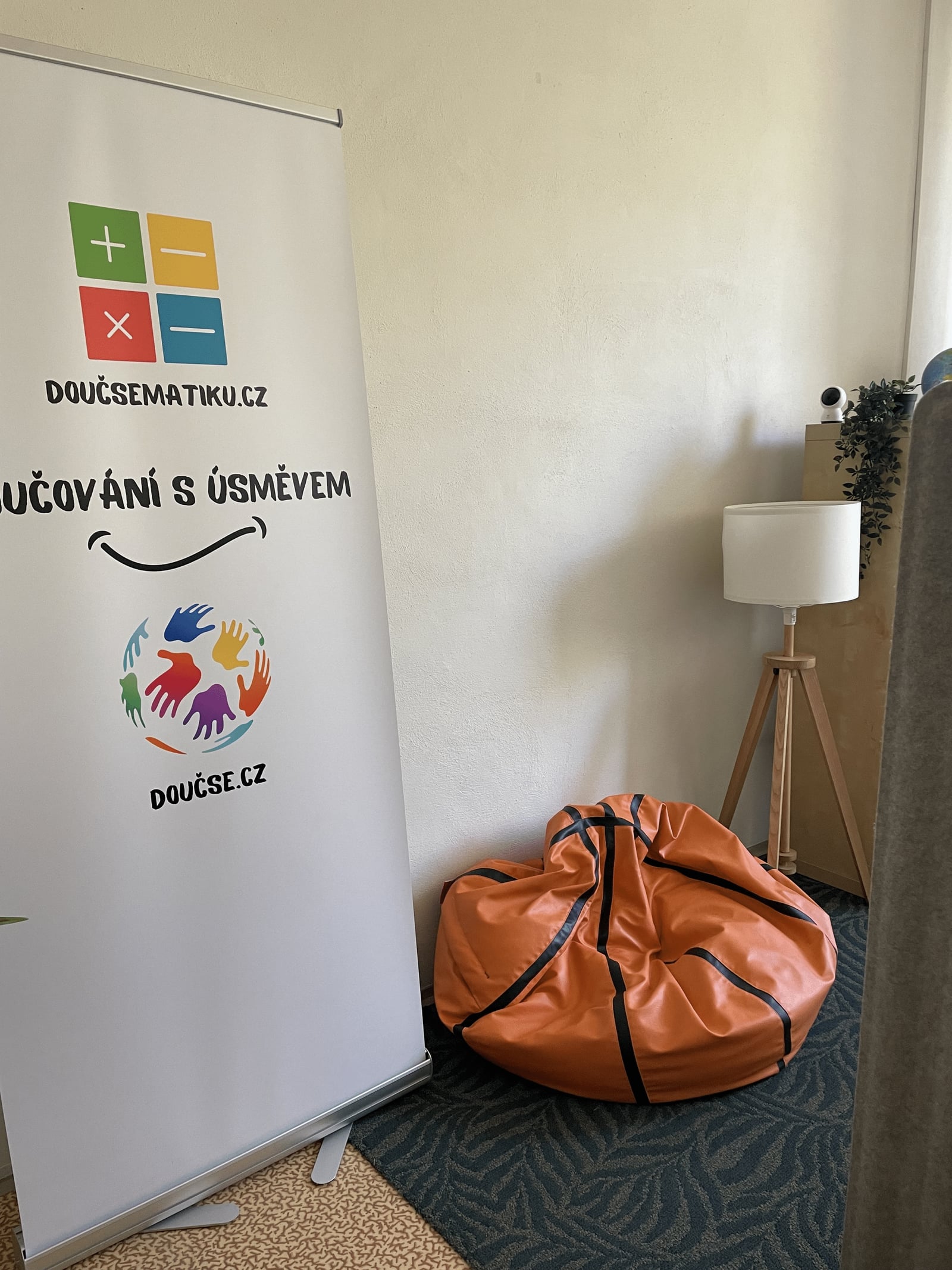 Fotografie učebny doučování Vrchlabí — Doučsematiku.cz